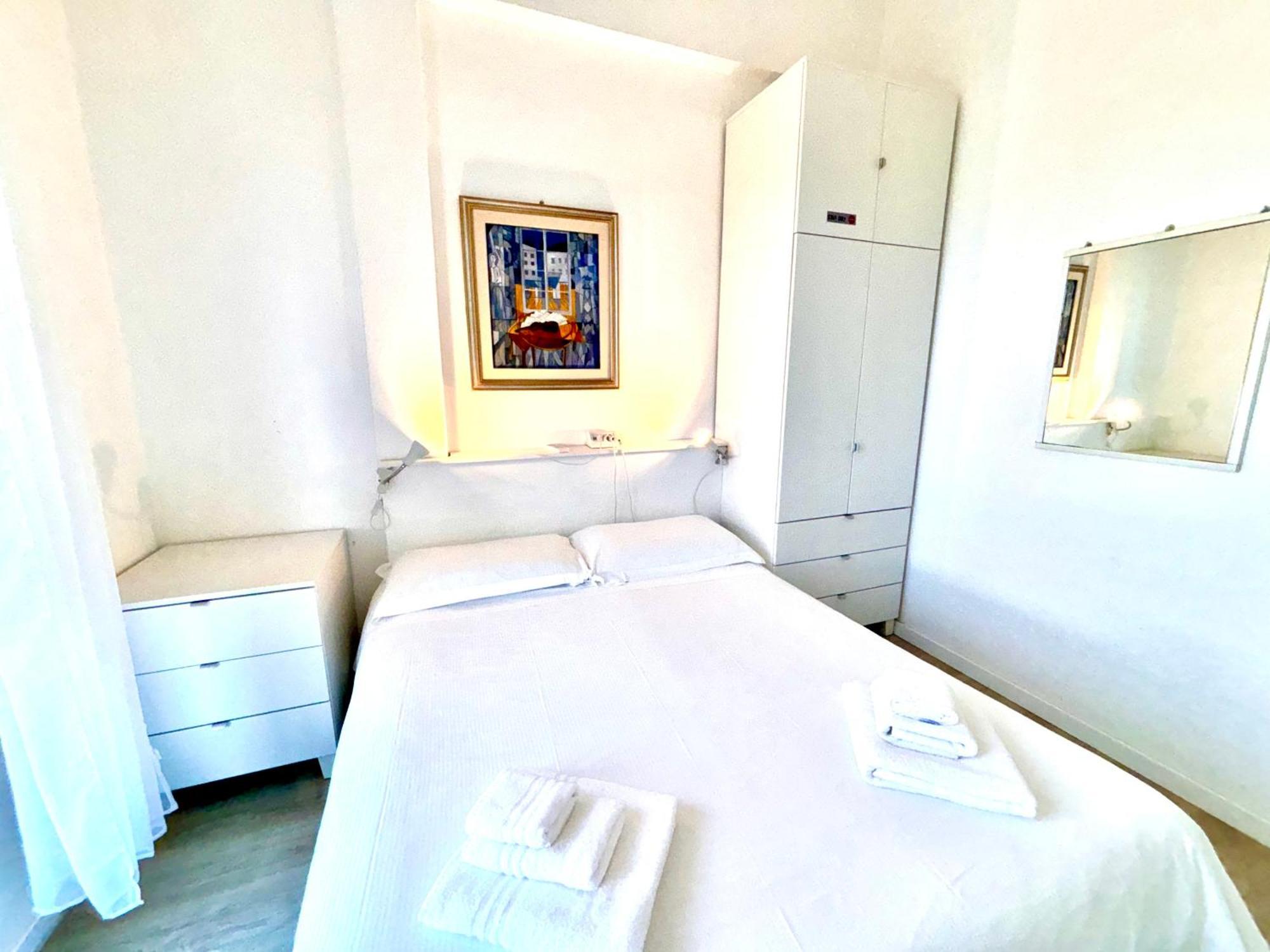 Villa Poetto Beach By Home And Experience , Cagliari, Poetto Экстерьер фото